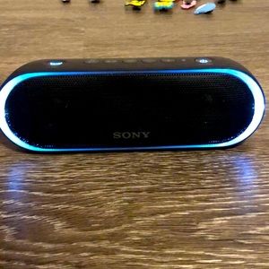 Sony bluetooth speaker (srsxb20)